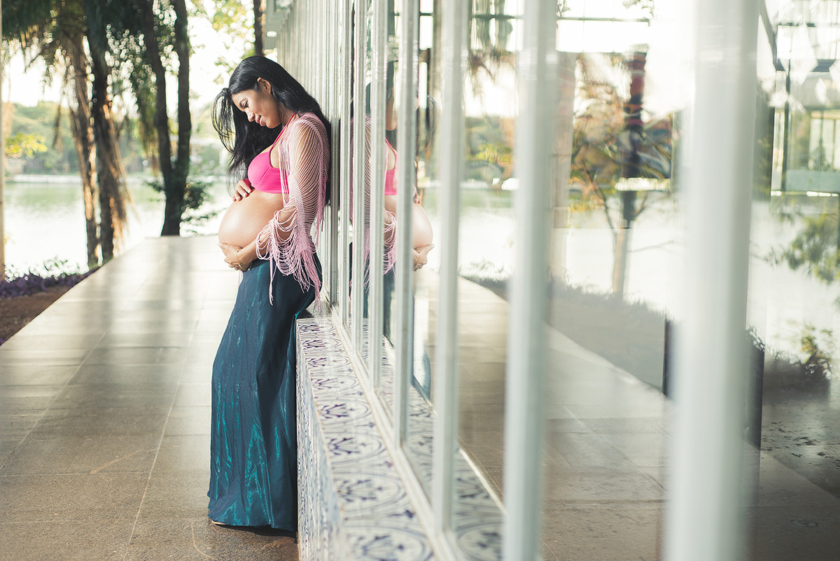 Gestante no museu da Pampulha