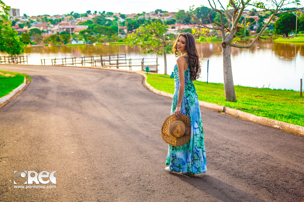 debutante, 15 anos, ensaio 15 anos, bruna 15 anos, hipismo, hipica, ensaio na hipica, aniversario 15 anos, ponto rec, fotos de 15 anos, ensaio fotografico 15 anos