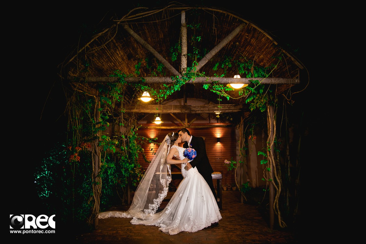 make de noiva, vou casar, bride, fotografia de casamento, fotografo de casamento, campo grande, ponto rec producoes, noivas 2016, make of, muralha festa e eventos