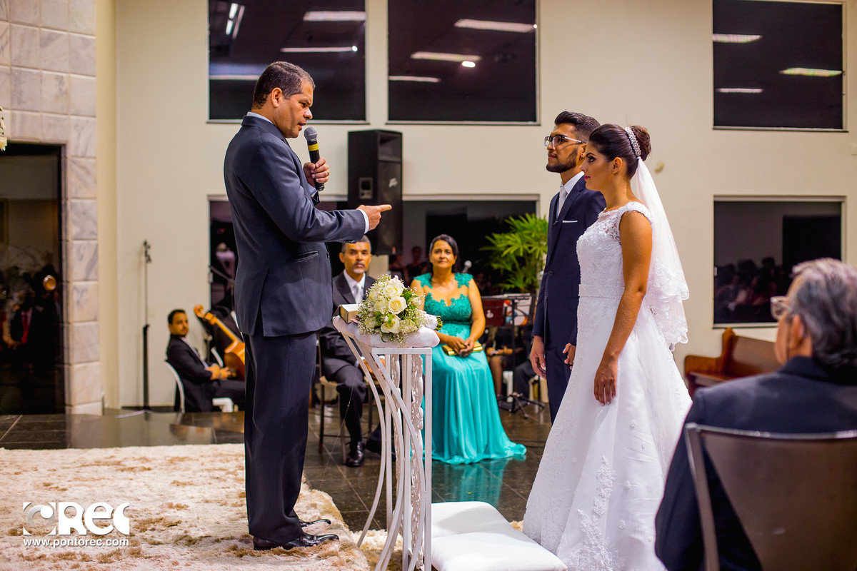casamento goiania, fotografo de casamento em goiania, fotos de casamento, lorena e danilo, casamento lorena e danilo, ponto rec, foto de casamento goiania, gyn, make noiva, make, bride, casamentos, video casamento, vestido noiva, emocao no casamento, film