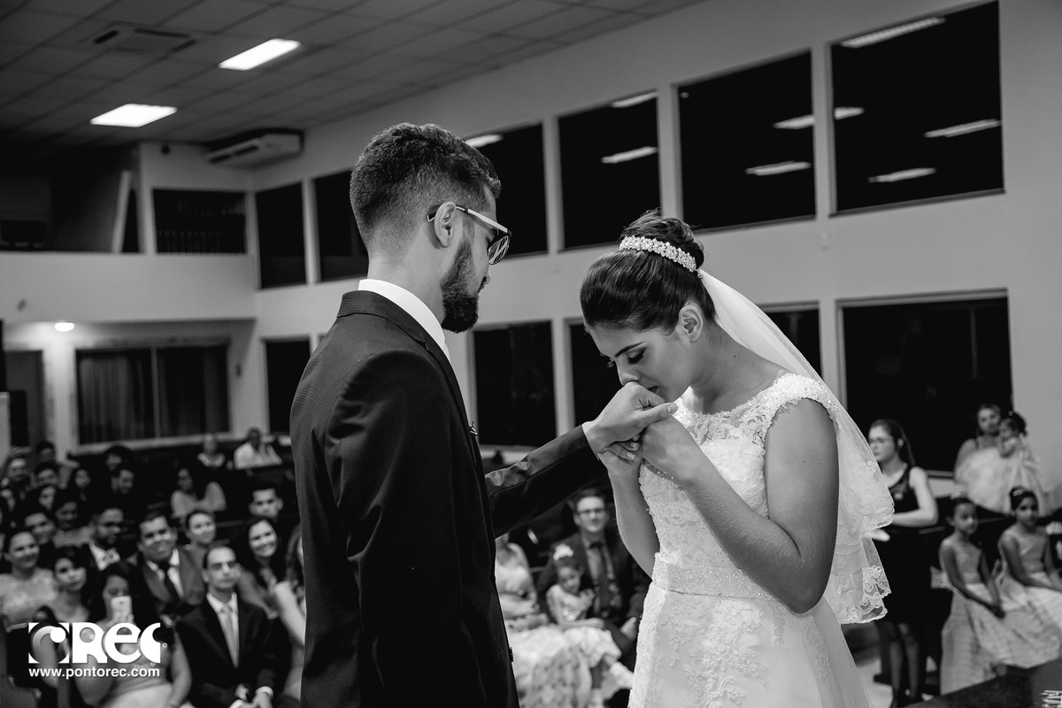 casamento goiania, fotografo de casamento em goiania, fotos de casamento, lorena e danilo, casamento lorena e danilo, ponto rec, foto de casamento goiania, gyn, make noiva, make, bride, casamentos, video casamento, vestido noiva, emocao no casamento, film