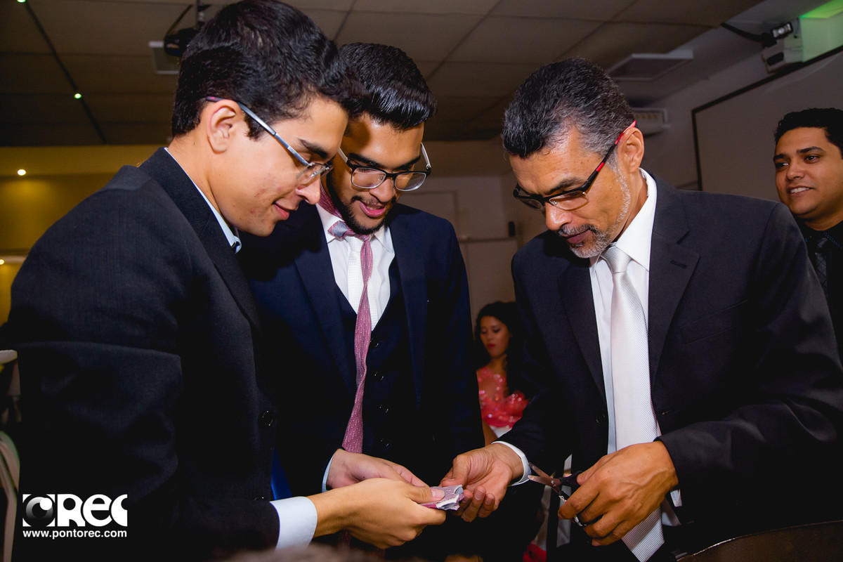 casamento goiania, fotografo de casamento em goiania, fotos de casamento, lorena e danilo, casamento lorena e danilo, ponto rec, foto de casamento goiania, gyn, make noiva, make, bride, casamentos, video casamento, vestido noiva, emocao no casamento, film