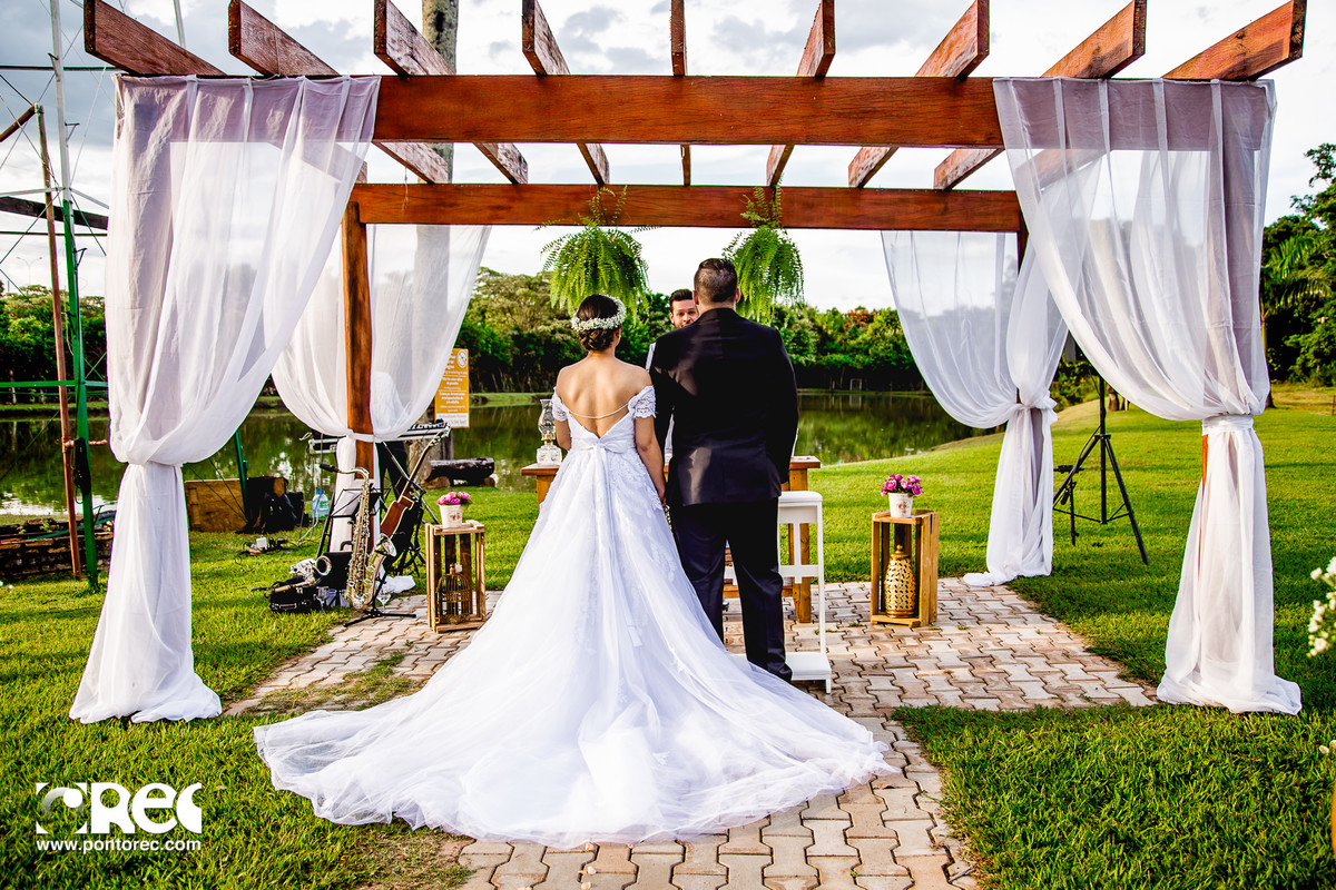 make noiva, fotografo de casamento campo grande ms, decoração casamento campo grande, casamento de dia, casamento ar livre, chacara bonança, vestido de noiva