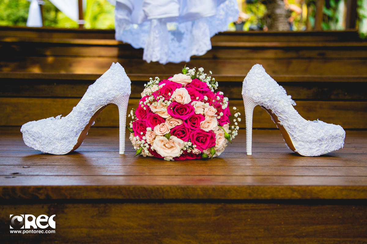 make, noiva, agenda de noiva, vestido da noiva, sapato de noiva, buque de noiva, makeup, making of, casamento campo grande ms, fotografia de casamento campo grande ms, sapato da noiva