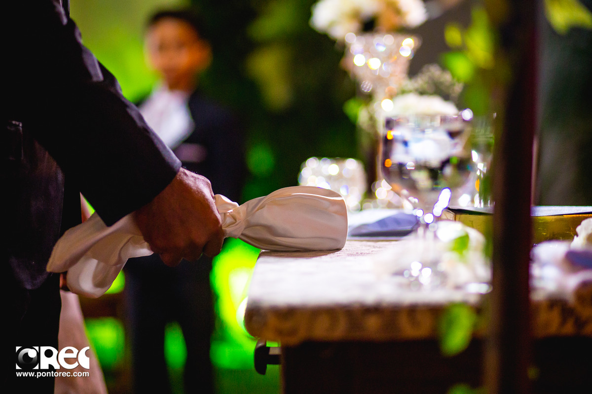 noiva, vestido de noiva, assesorio noiva, wedding, casamento, fotografo de casamento, video de casamento, ponto rec foto e cinema, emoção de casamento, noiva no altar, fotografo de casamento campo grande ms