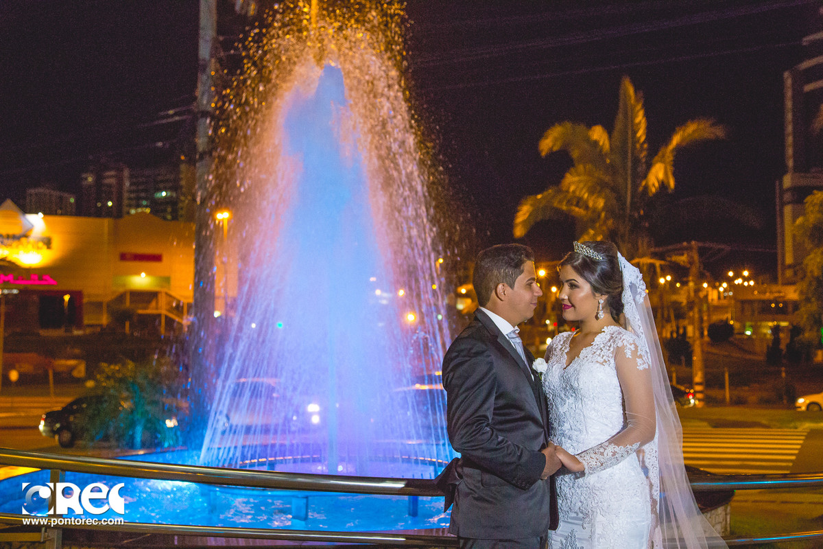 noiva, vestido de noiva, assesorio noiva, wedding, casamento, fotografo de casamento, video de casamento, ponto rec foto e cinema, emoção de casamento, noiva no altar, fotografo de casamento campo grande ms