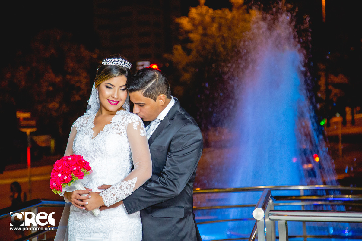 noiva, vestido de noiva, assesorio noiva, wedding, casamento, fotografo de casamento, video de casamento, ponto rec foto e cinema, emoção de casamento, noiva no altar, fotografo de casamento campo grande ms