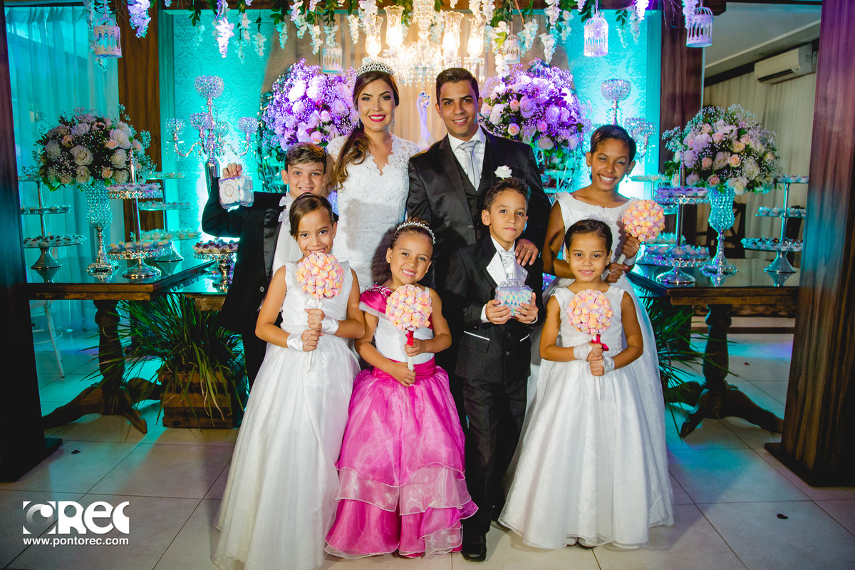 noiva, vestido de noiva, assesorio noiva, wedding, casamento, fotografo de casamento, video de casamento, ponto rec foto e cinema, emoção de casamento, noiva no altar, fotografo de casamento campo grande ms