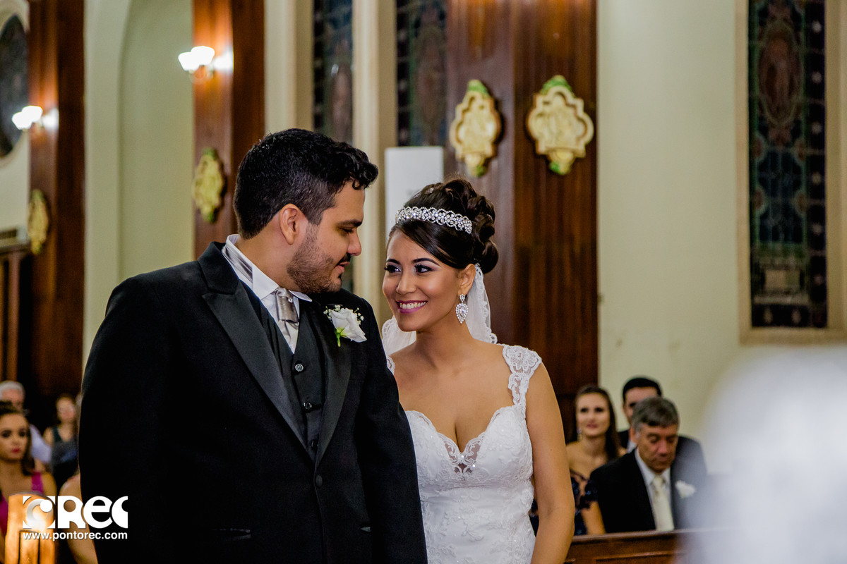 noiva, casamento igreja, fotografo de casamento, fotografia, foto de casal, bride, wedding, mini wedding, daminha, florista