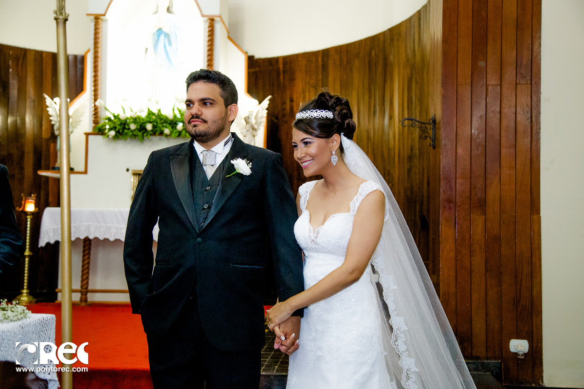 noiva, casamento igreja, fotografo de casamento, fotografia, foto de casal, bride, wedding, mini wedding, daminha, florista, aliança