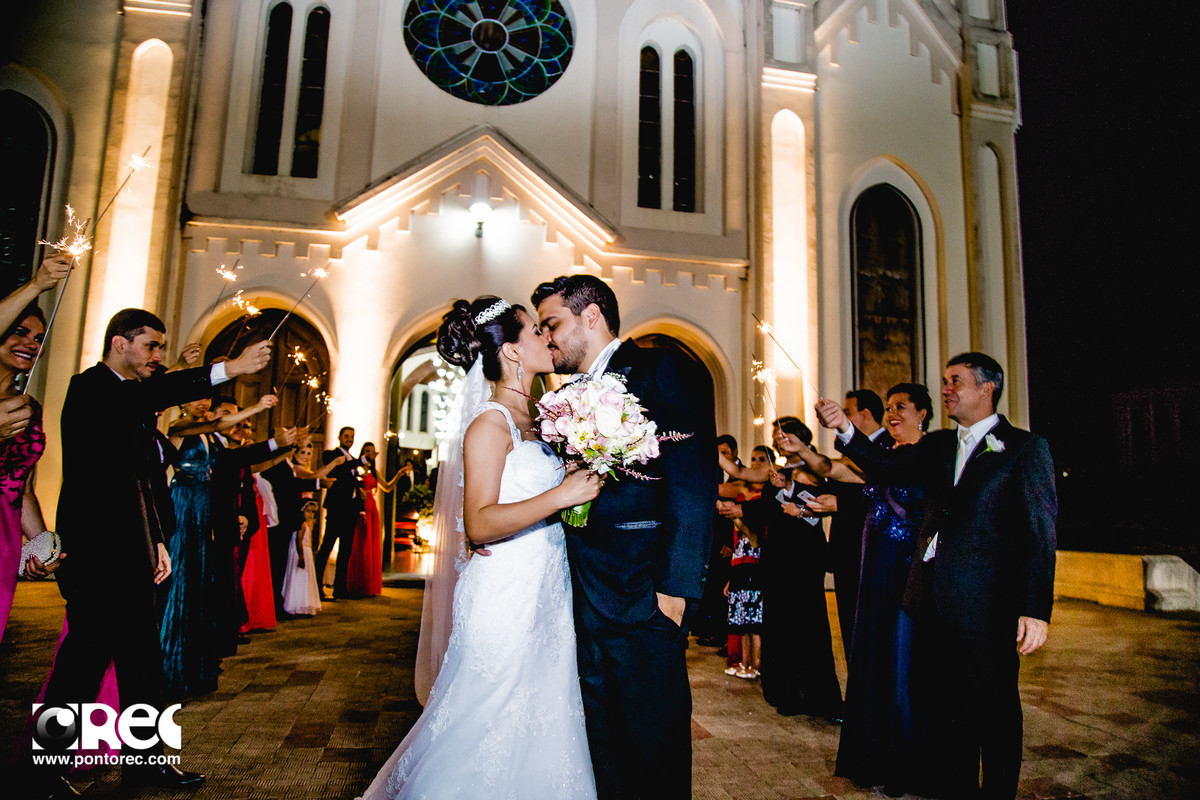 noiva, casamento igreja, fotografo de casamento, fotografia, foto de casal, bride, wedding, mini wedding, daminha, florista, aliança