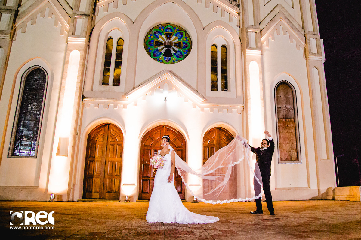 noiva, casamento igreja, fotografo de casamento, fotografia, foto de casal, bride, wedding, mini wedding, daminha, florista, aliança