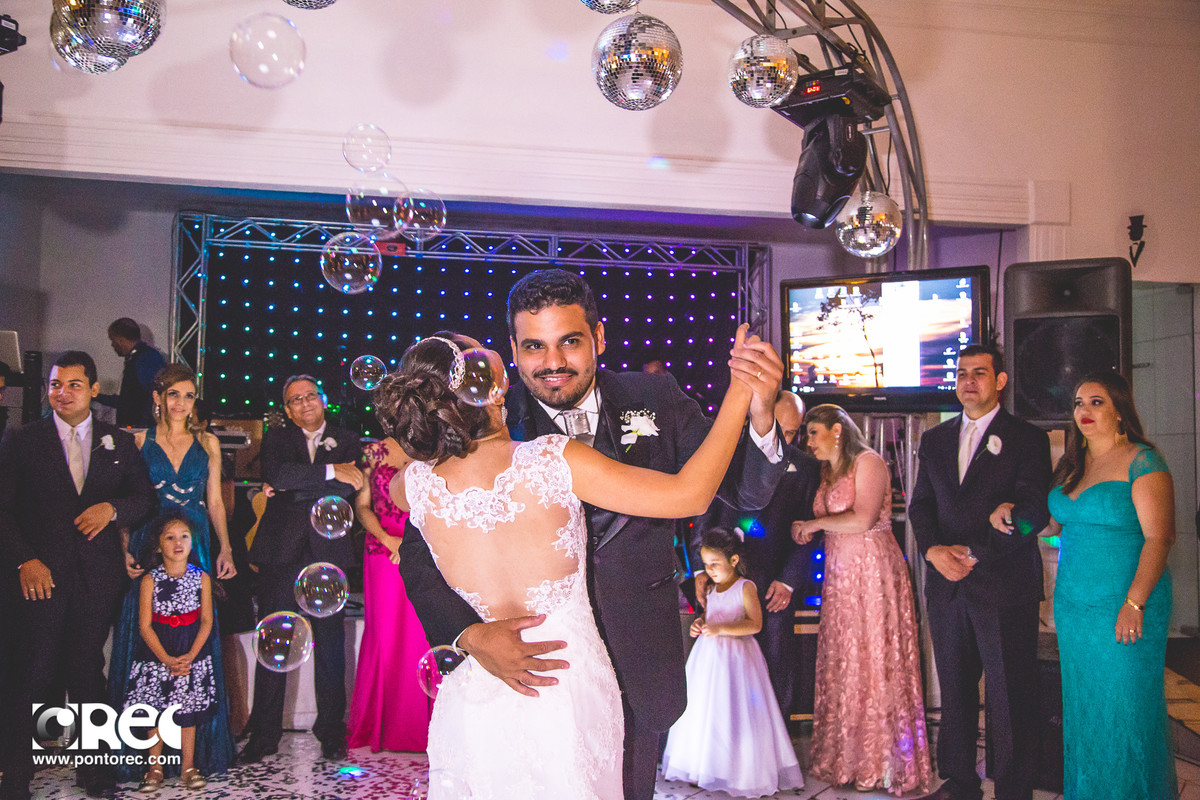 noiva, casamento igreja, fotografo de casamento, fotografia, foto de casal, bride, wedding, mini wedding, daminha, florista, aliança