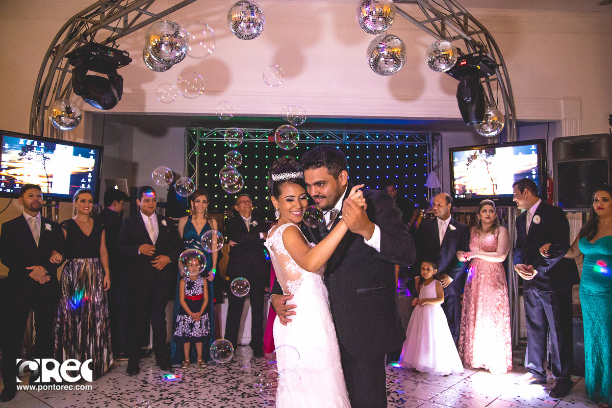 noiva, casamento igreja, fotografo de casamento, fotografia, foto de casal, bride, wedding, mini wedding, daminha, florista, aliança