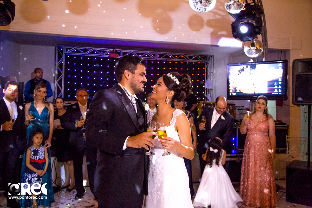 noiva, casamento igreja, fotografo de casamento, fotografia, foto de casal, bride, wedding, mini wedding, daminha, florista, aliança