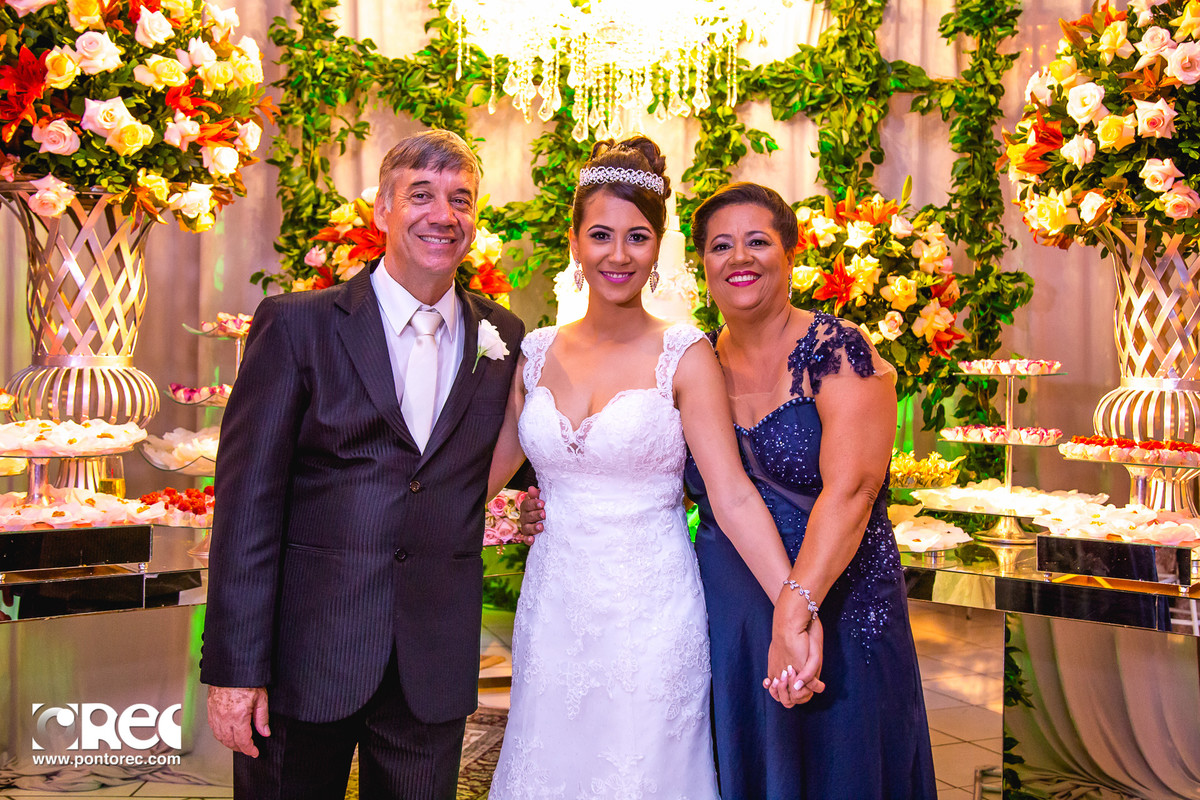 noiva, casamento igreja, fotografo de casamento, fotografia, foto de casal, bride, wedding, mini wedding, daminha, florista, aliança