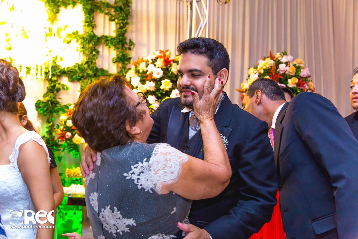 noiva, casamento igreja, fotografo de casamento, fotografia, foto de casal, bride, wedding, mini wedding, daminha, florista, aliança