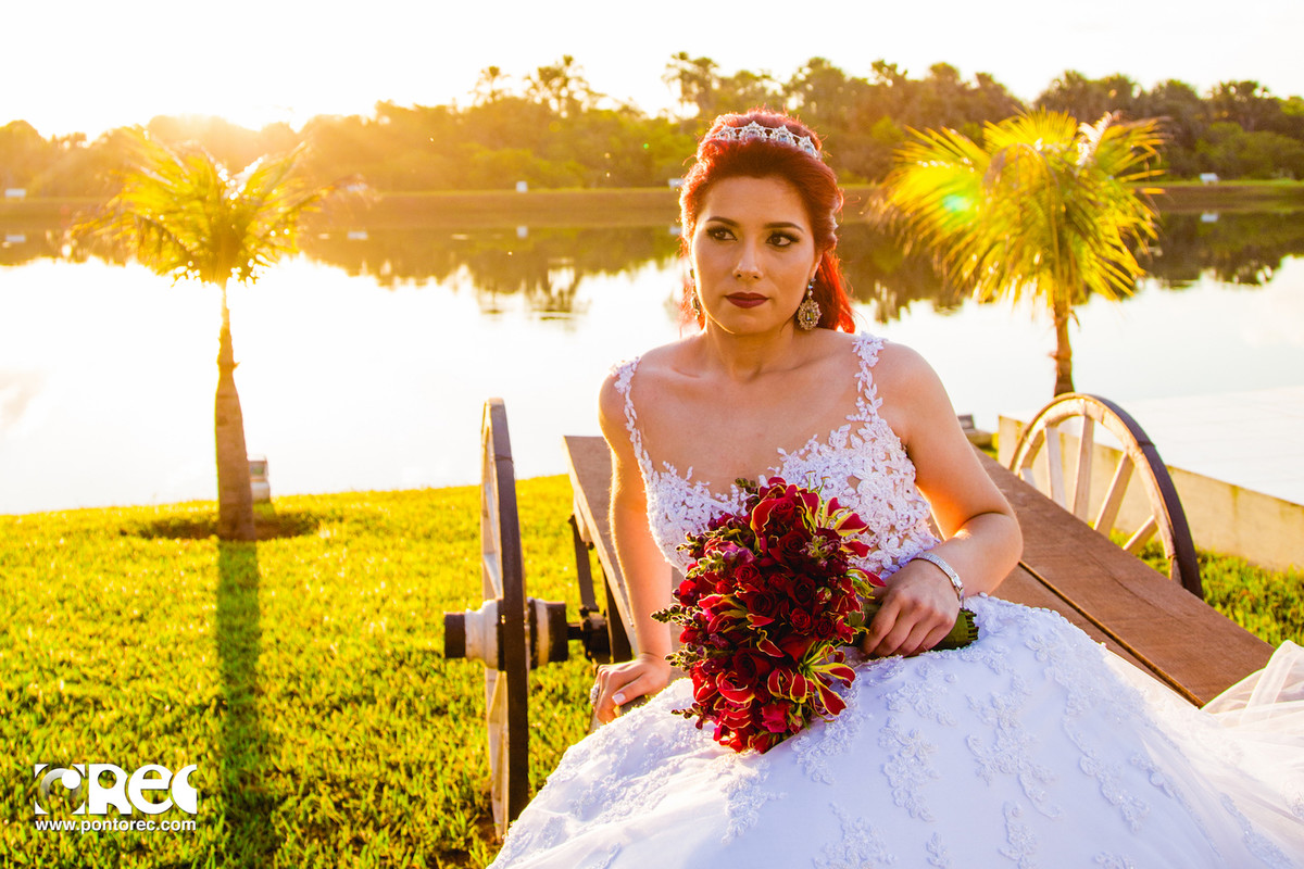 noiva, noivado, buque, por do sol, acessorios noiva, vestido de noiva, fotografia de casamento, fotografo de casamento, campo grande, editorial