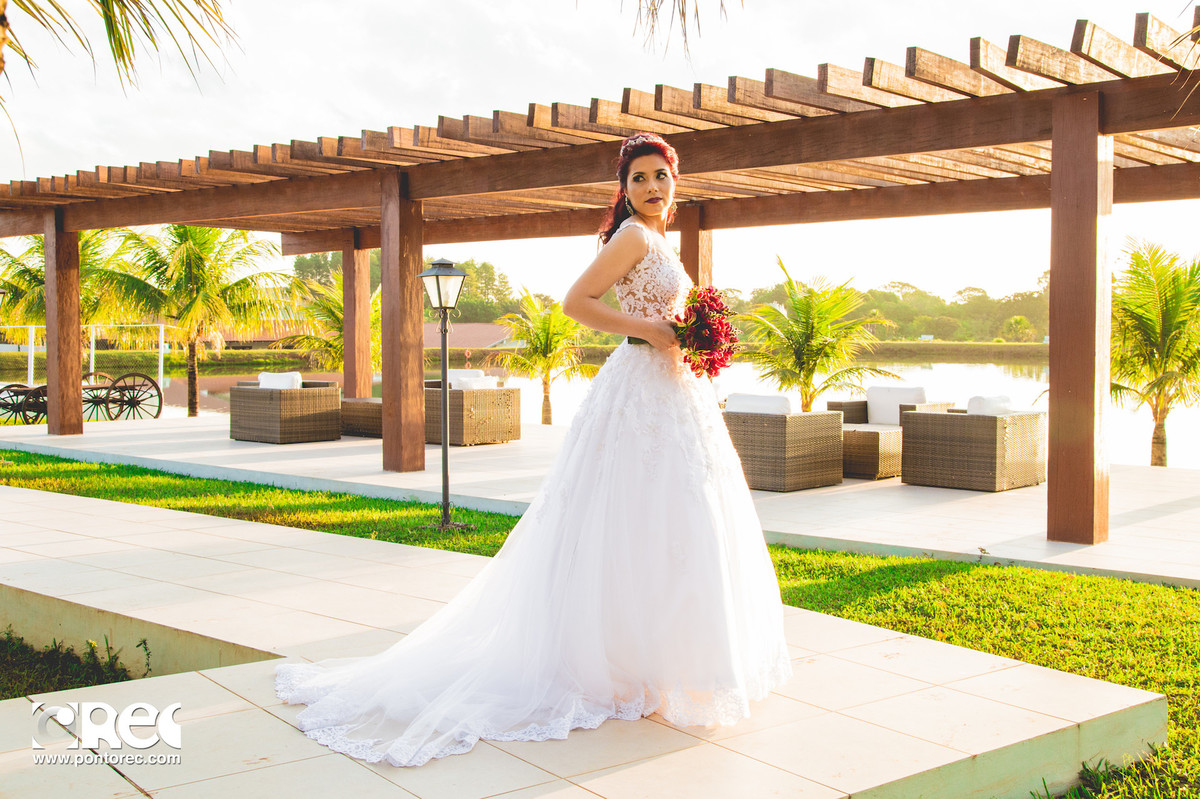 noiva, noivado, buque, por do sol, acessorios noiva, vestido de noiva, fotografia de casamento, fotografo de casamento, campo grande, editorial