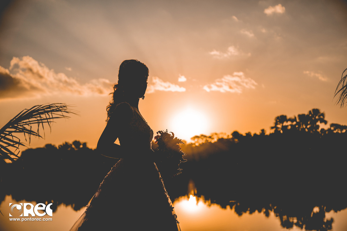 noiva, noivado, buque, por do sol, acessorios noiva, vestido de noiva, fotografia de casamento, fotografo de casamento, campo grande, editorial