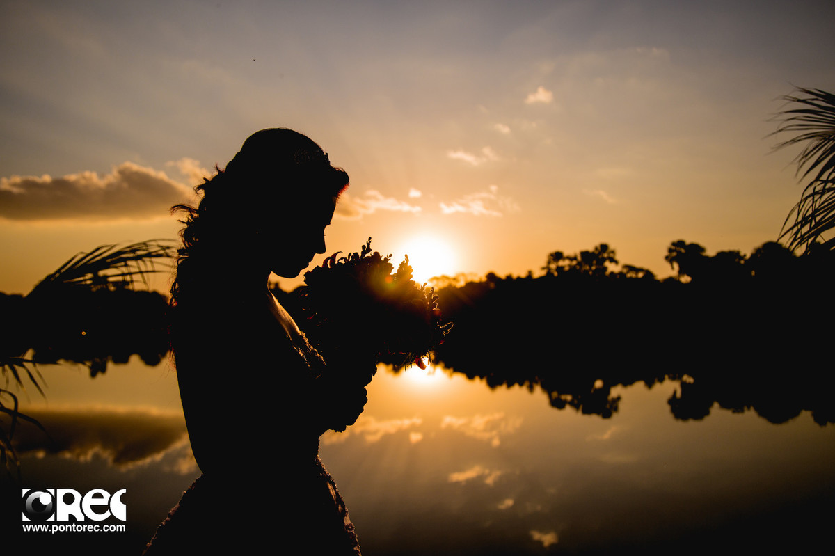 noiva, noivado, buque, por do sol, acessorios noiva, vestido de noiva, fotografia de casamento, fotografo de casamento, campo grande, editorial