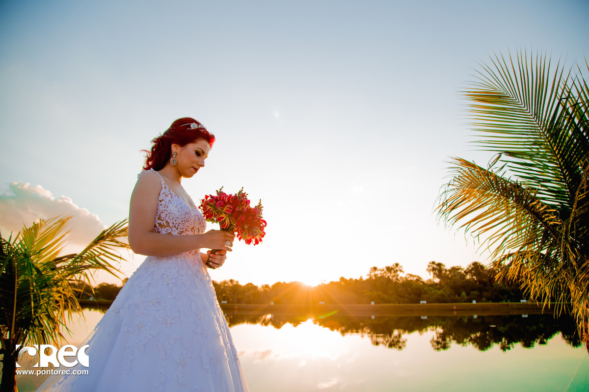 noiva, noivado, buque, por do sol, acessorios noiva, vestido de noiva, fotografia de casamento, fotografo de casamento, campo grande, editorial