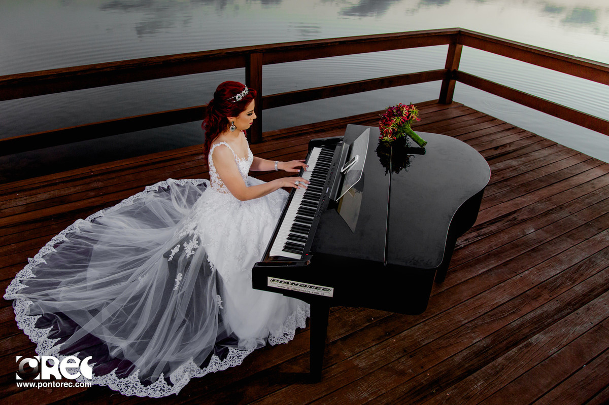 noiva, noivado, buque, por do sol, acessorios noiva, vestido de noiva, fotografia de casamento, fotografo de casamento, campo grande, editorial