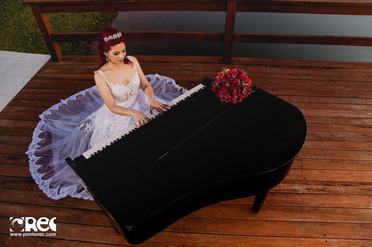 noiva, noivado, buque, por do sol, acessorios noiva, vestido de noiva, fotografia de casamento, fotografo de casamento, campo grande, editorial