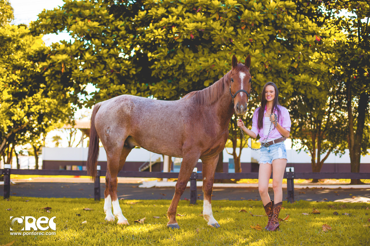 debutante, 15 anos, ensaio 15 anos, bruna 15 anos, hipismo, hipica, ensaio na hipica, aniversario 15 anos, ponto rec, fotos de 15 anos, ensaio fotografico 15 anos
