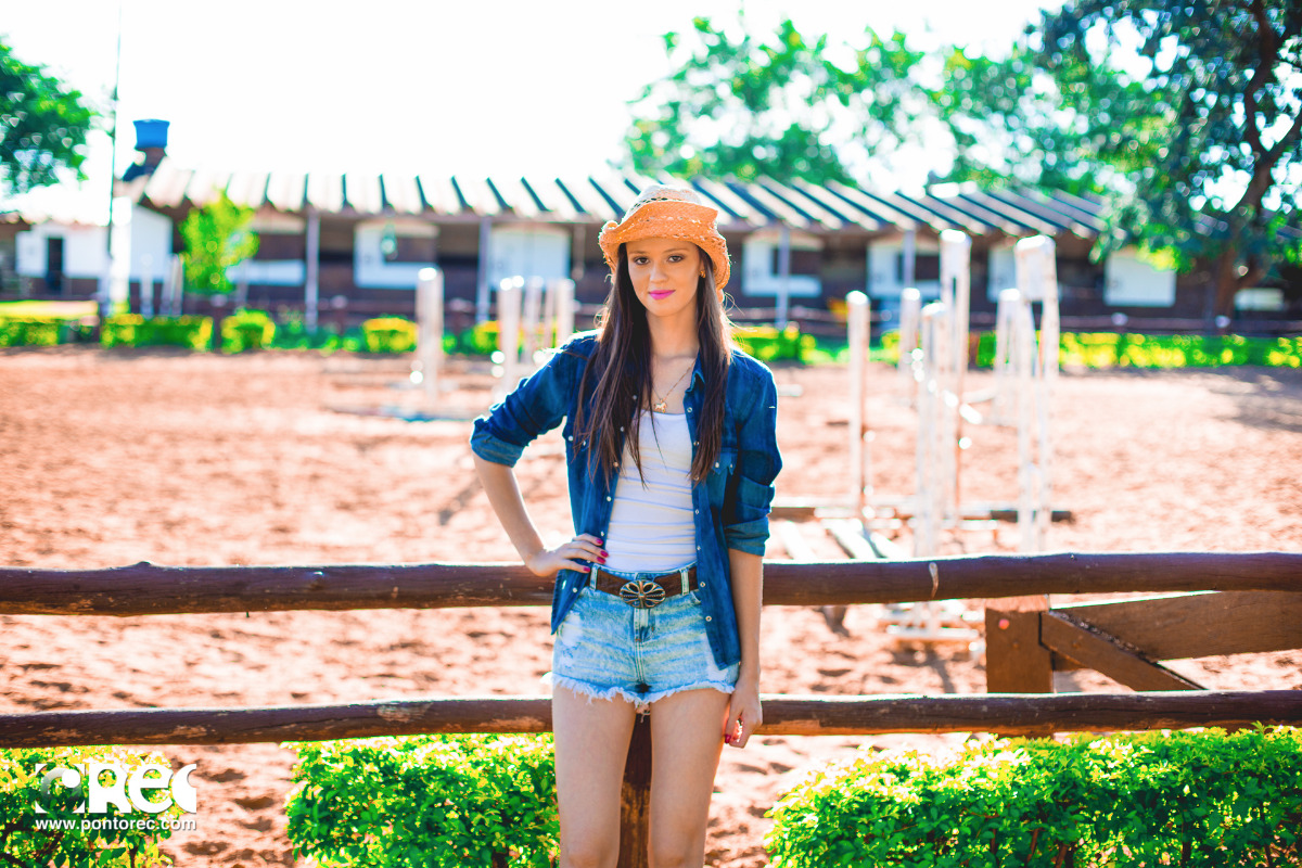 debutante, 15 anos, ensaio 15 anos, bruna 15 anos, hipismo, hipica, ensaio na hipica, aniversario 15 anos, ponto rec, fotos de 15 anos, ensaio fotografico 15 anos