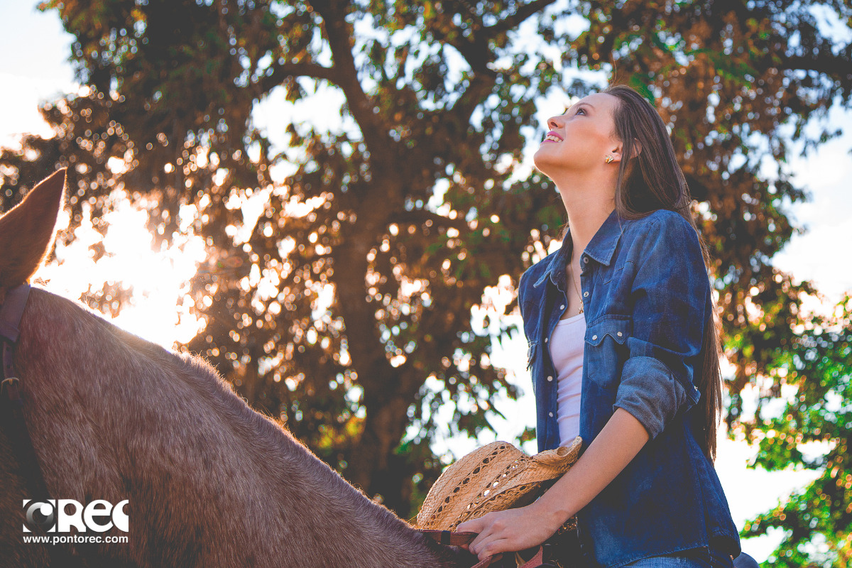 debutante, 15 anos, ensaio 15 anos, bruna 15 anos, hipismo, hipica, ensaio na hipica, aniversario 15 anos, ponto rec, fotos de 15 anos, ensaio fotografico 15 anos