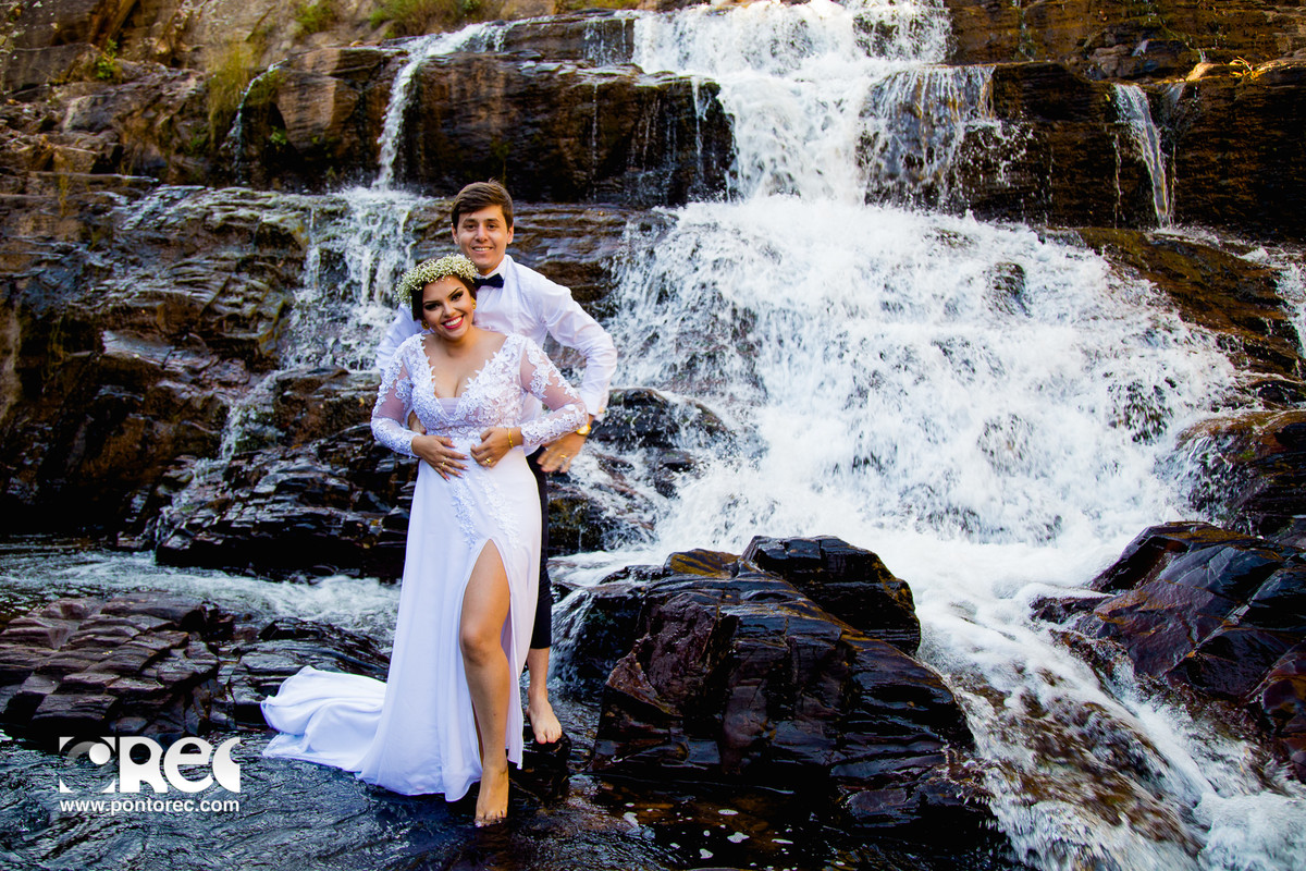 trash de dress, pirenopolis, goias, goiania, fotografia, fotografo de casamento, fotografo, fotografia de casamento, pre casamento, casamento com estilo, instalove,