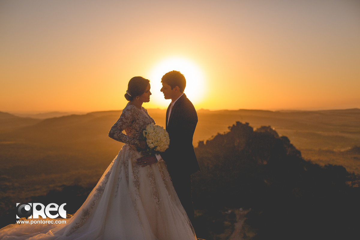 trash de dress, pirenopolis, goias, goiania, fotografia, fotografo de casamento, fotografo, fotografia de casamento, pre casamento, casamento com estilo, instalove,, cachoeira, por do sol