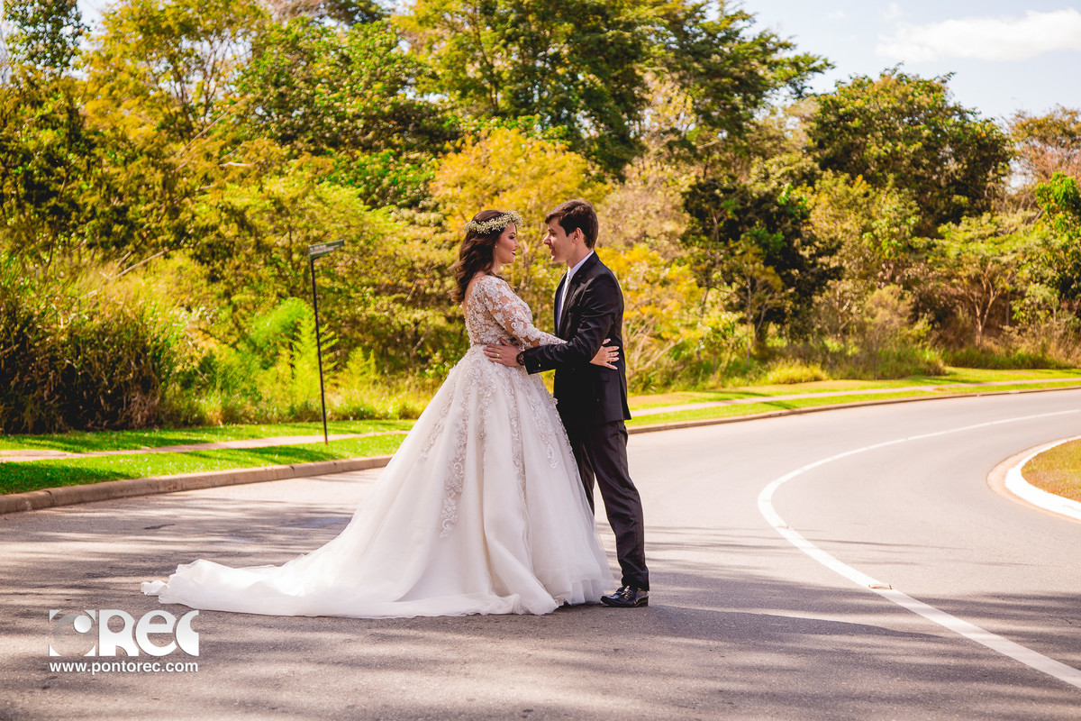 trash de dress, pirenopolis, goias, goiania, fotografia, fotografo de casamento, fotografo, fotografia de casamento, pre casamento, casamento com estilo, instalove,, cachoeira, por do sol