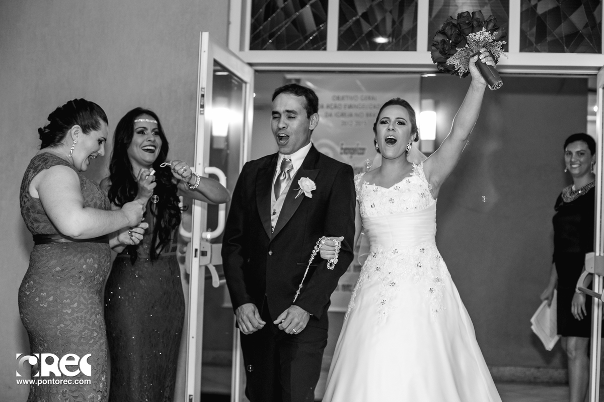 vestido de noiva, fotografo campo grande, fotografia campo grande, fotografo campo grande ms, fotografia campo grande ms, fotografo de casamento, fotografo de casamento em campo grande, vestido de casamento, buque de noiva, casamento top, campo grande, fo