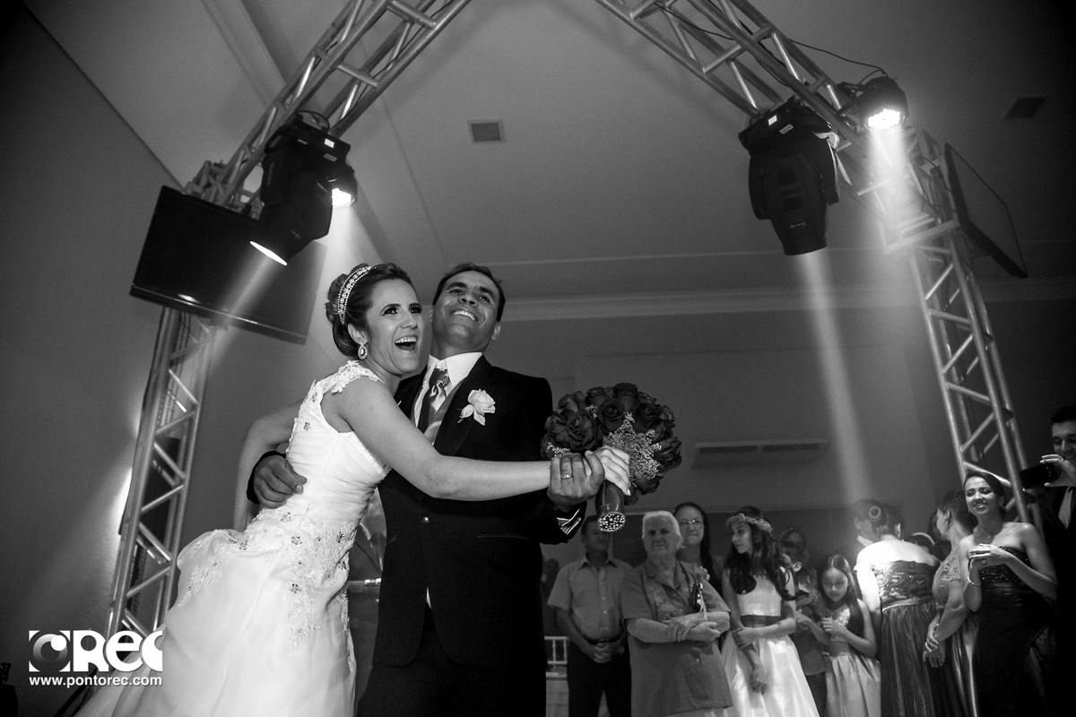 vestido de noiva, fotografo campo grande, fotografia campo grande, fotografo campo grande ms, fotografia campo grande ms, fotografo de casamento, fotografo de casamento em campo grande, vestido de casamento, buque de noiva, casamento top, campo grande, fo