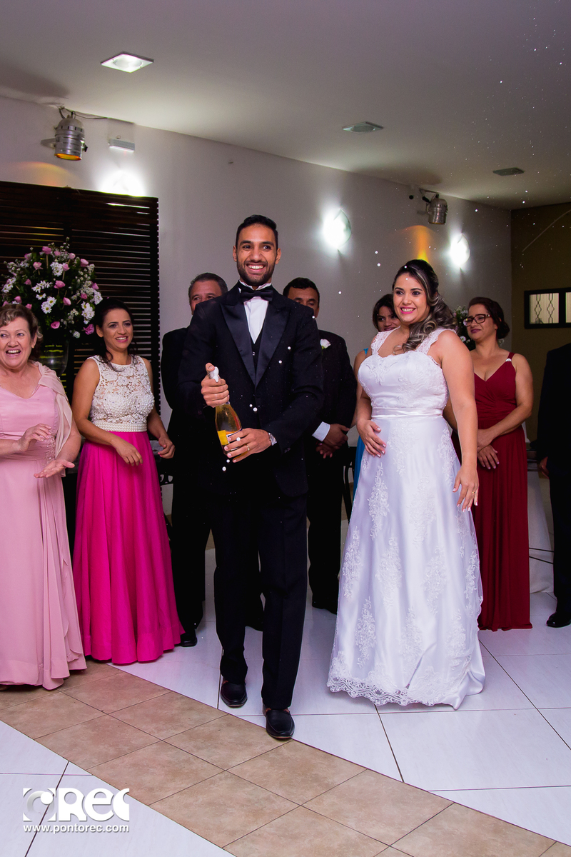vestido de noiva, fotografo campo grande, fotografia campo grande, fotografo campo grande ms, fotografia campo grande ms, fotografo de casamento, fotografo de casamento em campo grande, vestido de casamento, buque de noiva, casamento top, campo grande, fo