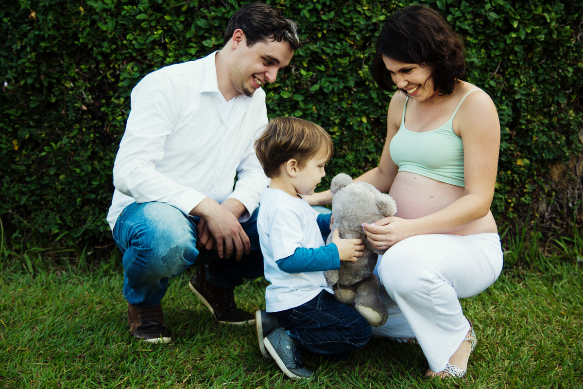 FOTOGRAFIA EXTERNA DE GESTANTE COM A FAMÍLIA LINDA INDAIATUBA SP, FOTOS DE GESTANTE CAMPINAS SP DONA BORBOLETA