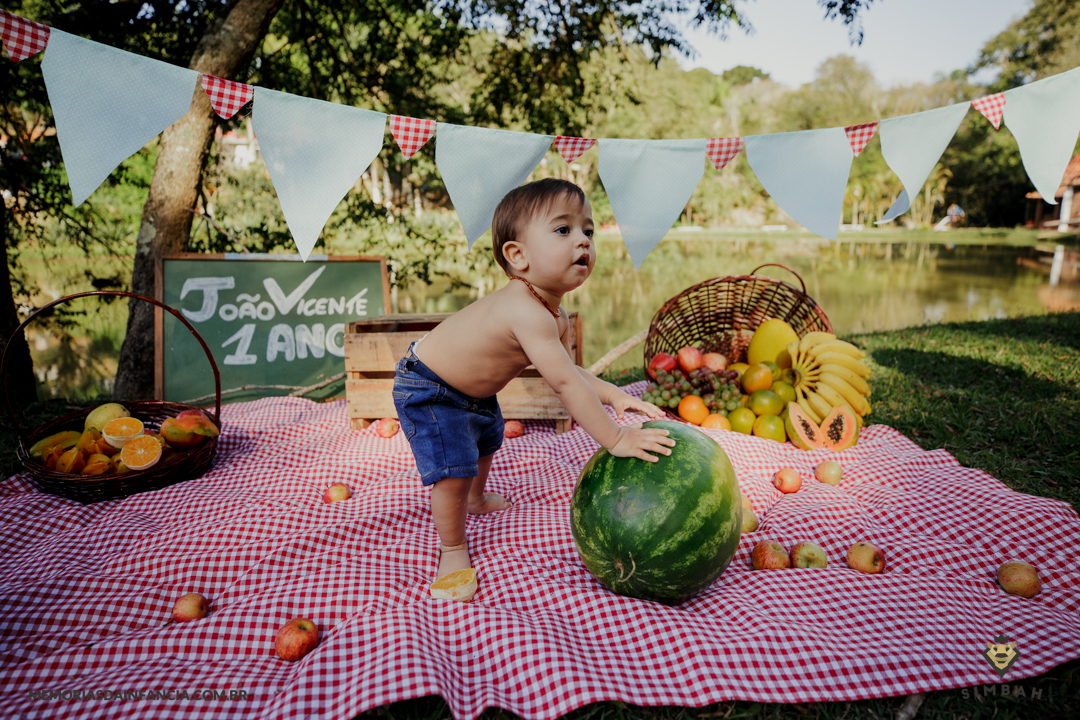 smash in the fruit ensaio fotografico smash in the cake