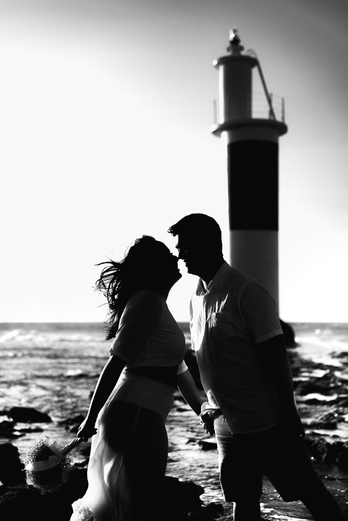 Ensaio pré-casamento, pre wedding, ensaio de casal, praia, galinhos, rio grande do norte, por-do-sol, farol