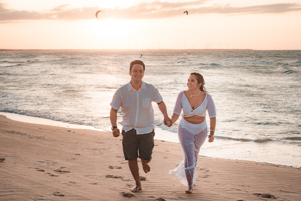 Ensaio pré-casamento, pre wedding, ensaio de casal, praia, galinhos, rio grande do norte, por-do-sol, farol