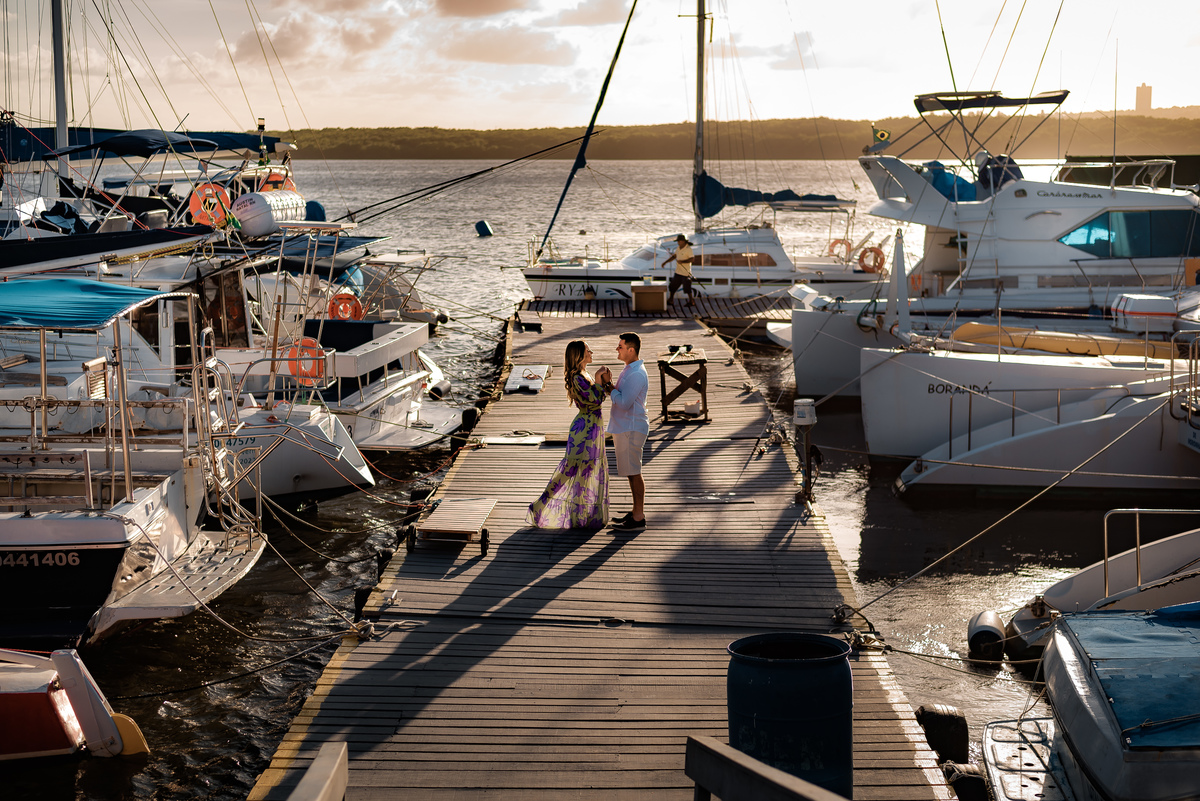 Ensaio de casal no Iate Clube do Natal, pôr do sol, ensaio de casal, ensaio de casal em natal, fotografo de casamento em natal, fotografo em natal, pre-wedding, pré-casamento,