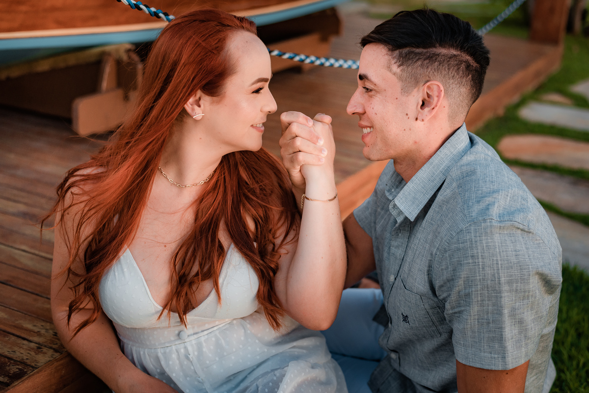 Ensaio de Casal no Iate Clube do Natal - Natal, Rio Grande do Norte - Ensaio ao por do sol - ensaio no veleiro -  veleiro - velejar - forte dos reis magos