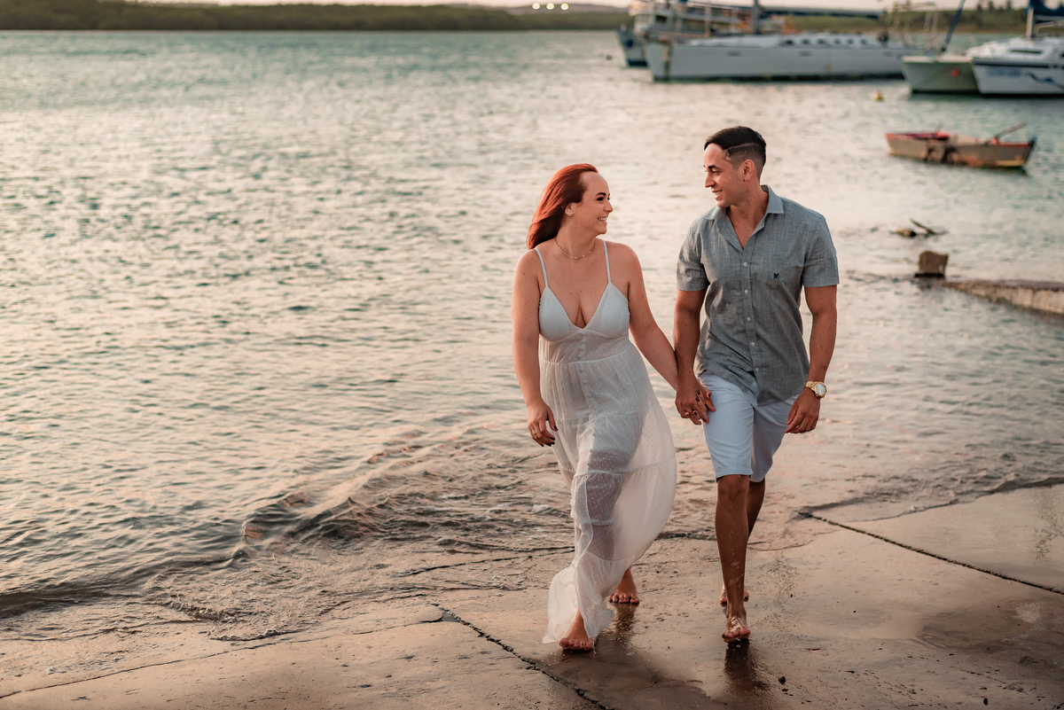 Ensaio de Casal no Iate Clube do Natal - Natal, Rio Grande do Norte - Ensaio ao por do sol - ensaio no veleiro -  veleiro - velejar - forte dos reis magos