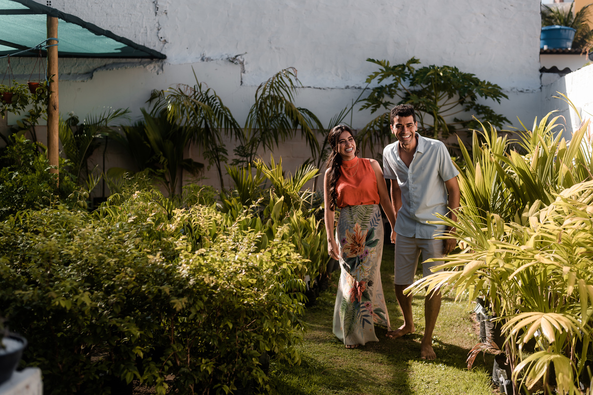 Ensaio de casal em natal rn, ensaio de casal em parnamirim rn, ensaio de casal na praia de cotovelo rn, ensaio de casal com cachorro, ensaio de casal com pet, ensaio de casal com tartaruga, ensaio de casal na praia, ensaio de casal em casa