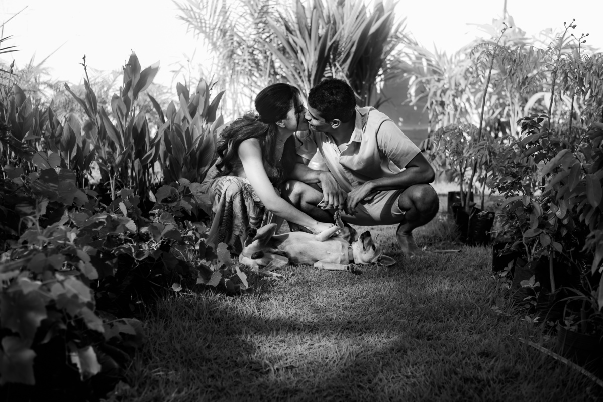 Ensaio de casal em natal rn, ensaio de casal em parnamirim rn, ensaio de casal na praia de cotovelo rn, ensaio de casal com cachorro, ensaio de casal com pet, ensaio de casal com tartaruga, ensaio de casal na praia, ensaio de casal em casa