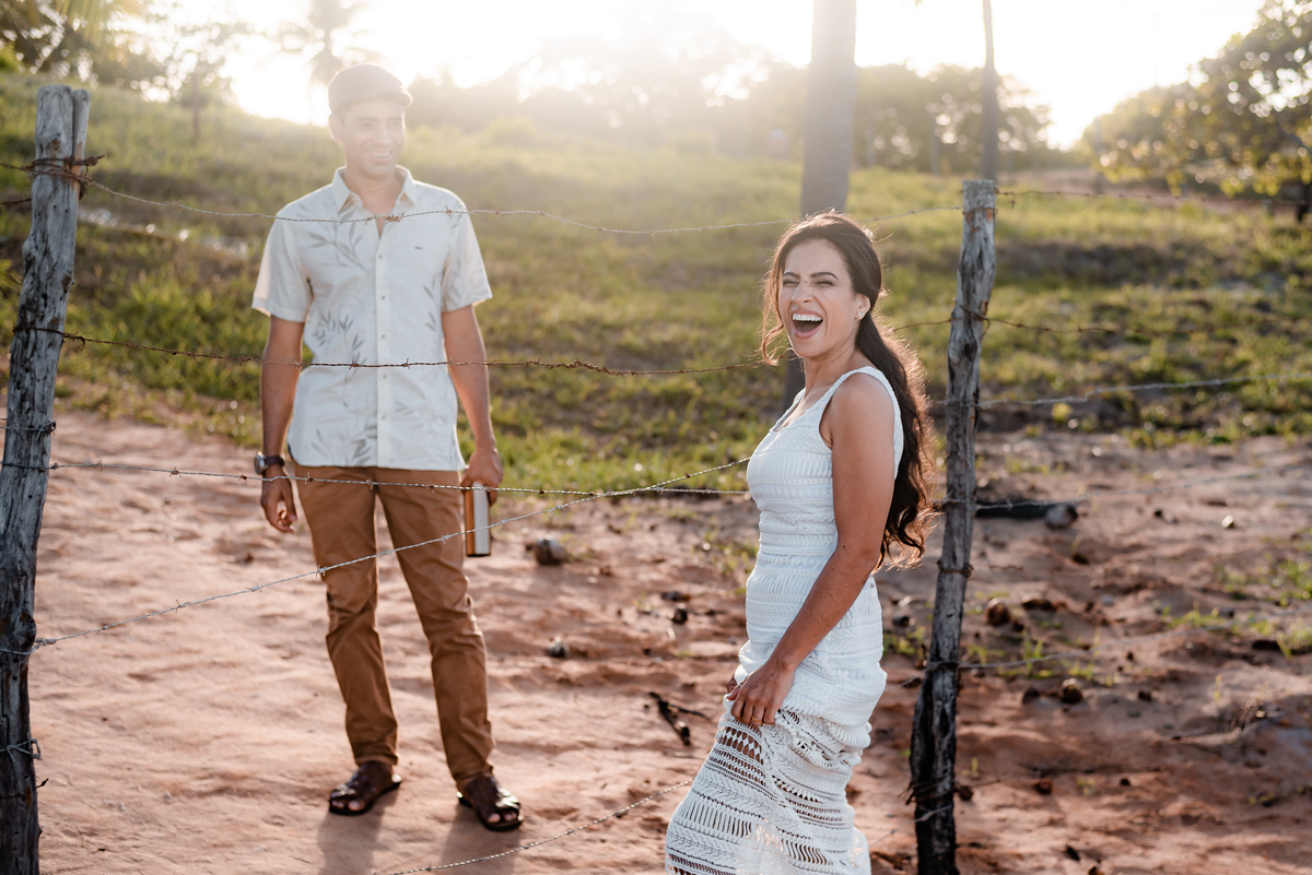 Ensaio de casal em natal rn, ensaio de casal em parnamirim rn, ensaio de casal na praia de cotovelo rn, ensaio de casal com cachorro, ensaio de casal com pet, ensaio de casal com tartaruga, ensaio de casal na praia, ensaio de casal em casa