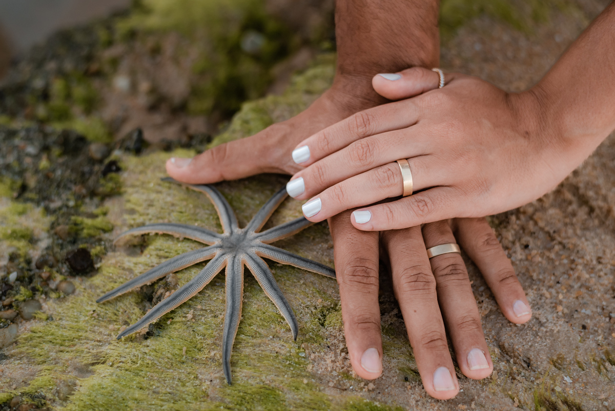 Ensaio de casal em natal rn, ensaio de casal em parnamirim rn, ensaio de casal na praia de cotovelo rn, ensaio de casal com cachorro, ensaio de casal com pet, ensaio de casal com tartaruga, ensaio de casal na praia, ensaio de casal em casa