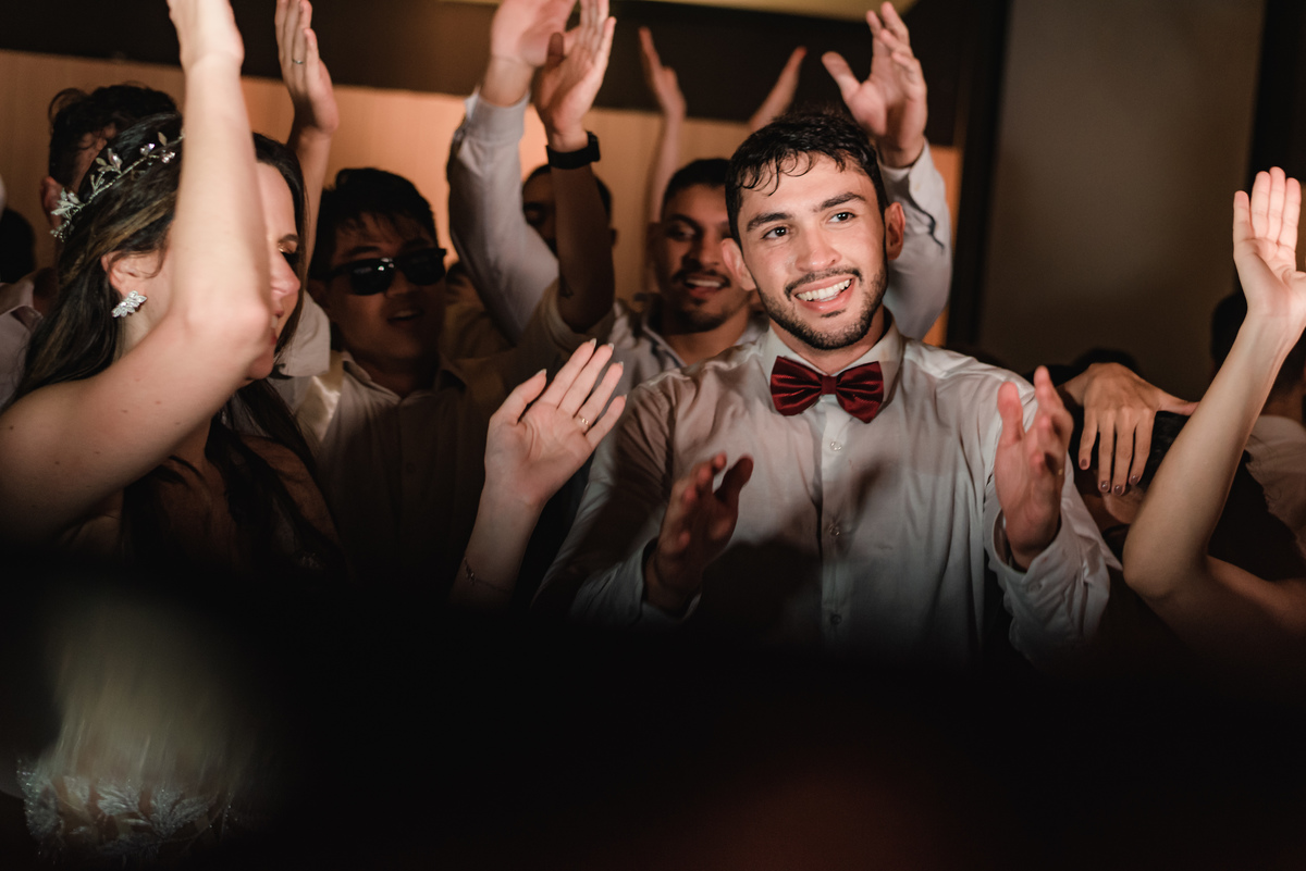 Fotografo de Casamento em Natal, Via costeira, Fotografo em Natal, Hotel Barreira Rocha, Casamento no Hotal Barreira Rocha - Natal - RN, noivo no fim da festa