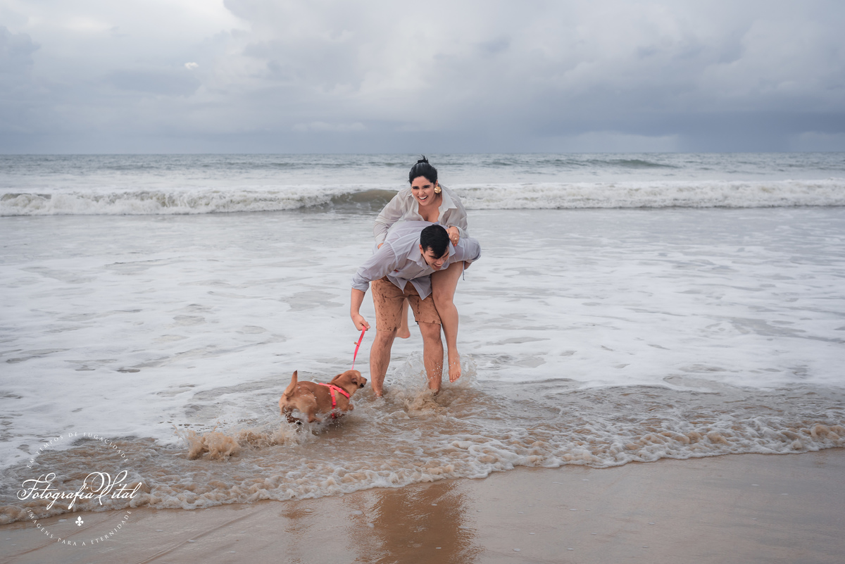 Fotógrafo em Natal, Fotógrafo de Casamento, Ensaio de Casal na Praia, Ensaio de Casal com Pet, Ensaio de Casal na Praia de Cotovelo, Natal - RN
